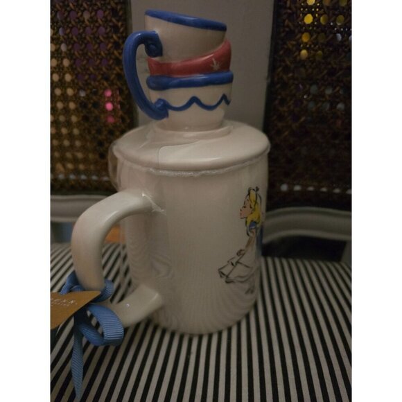 NWT Rae Dunn Disney Alice in Wonderland Mad Tea Party Topper Mug - Picture 5 of 9